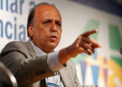 Justiça bloqueia bens de Pezão 1091698 tanrego abr 220917 82t2462 Tânia Rêgo Agência Brasil