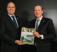 Na Alemanha Witzel conversa sobre PPPs e novos investimentos para o estado Oliver Pietz representante da Deutsche Bahn