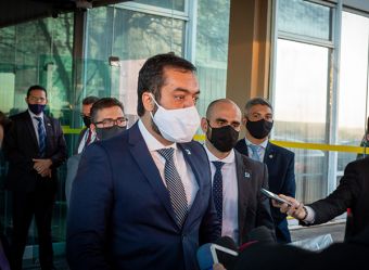 Cláudio Castro entrega pedido de permanência Governador em exercício entrega pedido de permanência no Regime de Recuperação Fiscal ao Ministério da Economia 2