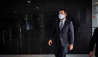 Governador em exercício do Rio se encontra Ivan Sasha RJ