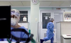 Profissionais de saúde deverão receber alojamento durante pandemia Reprodução EBC