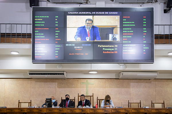 Câmara de Caxias é unânime na aprovação de decretos legislativos e uma série de projetos de lei