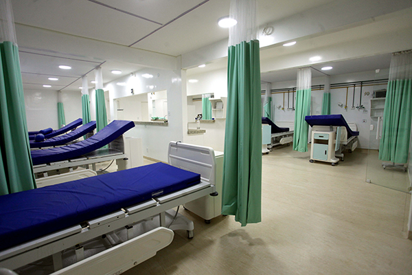 Cláudio Castro anuncia 50 novos leitos de UTI para pacientes com Covid-19 na Região dos Lagos