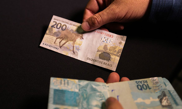 Inflação mais alta reduzirá em R$ 8 bi folga do teto de gastos