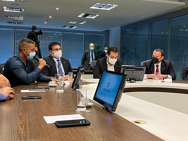 Vereadores de Duque de Caxias buscam reforços, com o Estado, para segurança