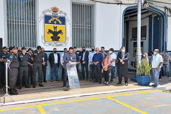 Foto: Banco de Imagens Governador Cláudio Castro lança plano de recuperação de 55 batalhões da PM