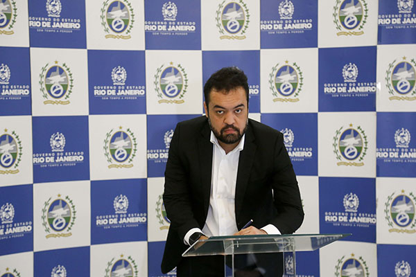 Governo do estado compra área do Estaleiro Caneco