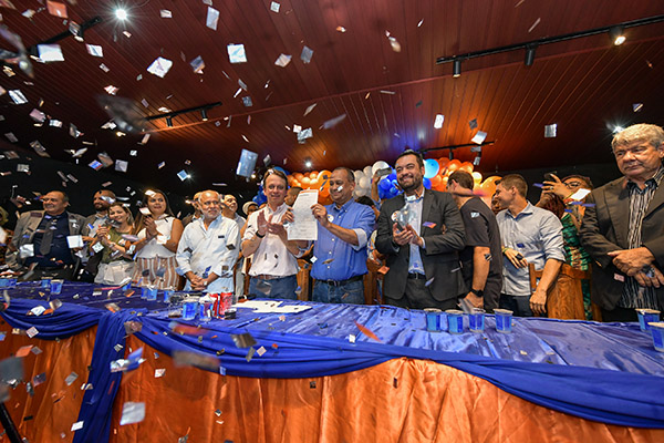 Foto: Banco de Imagens Max Lemos se filia oficialmente ao PROS em ato que reuniu mais de 1500 pessoas na Tijuca