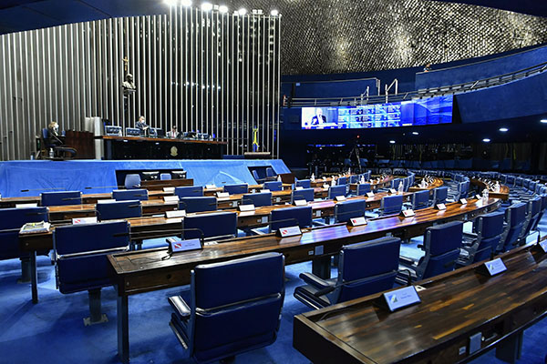 Foto: Banco de Imagens Senado aprova PEC com pacote de auxílios a carentes e a caminhoneiros