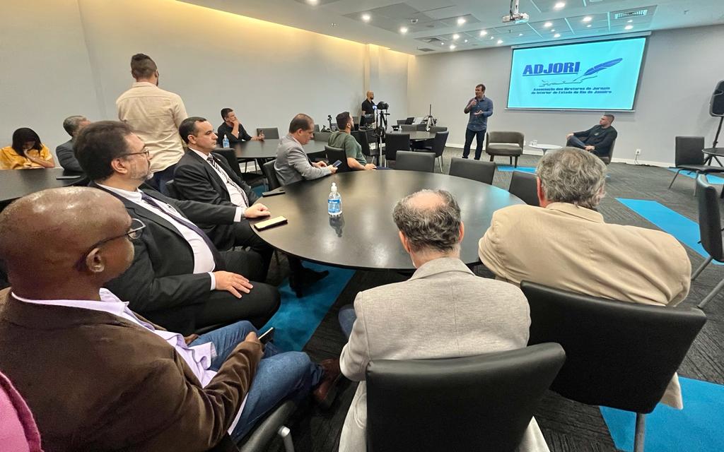 Foto: Banco de Imagens Encontro da AdjoriRJ reúne autoridades e discute a relação da digitalização com o meio impresso