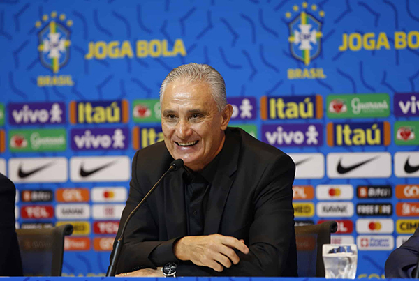 Tite convoca seleção com novidades para últimos amistosos pré-Copa