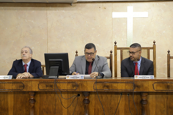 Canalização de rio e demais obras são abordadas na tribuna da Câmara
