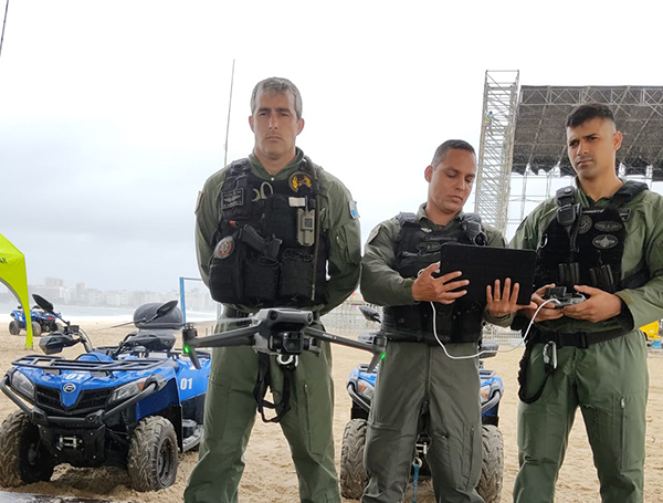 Foto: Banco de Imagens No Réveillon PM atuará em pontos de revista para controlar acessos à Avenida Atlântica