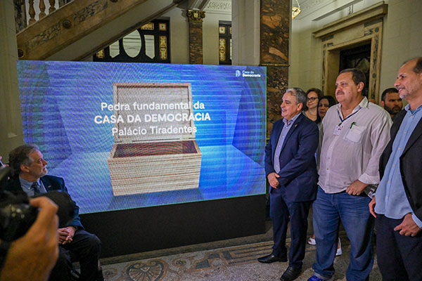 Alerj lança pedra fundamental virtual da Casa da Democracia