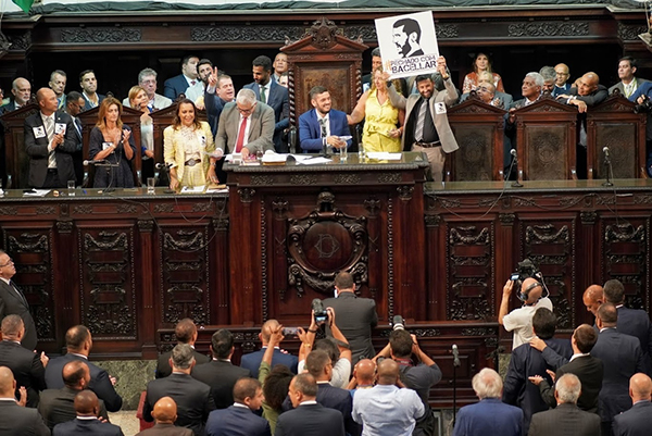 Deputado Rodrigo Bacellar é eleito presidente da Alerj
