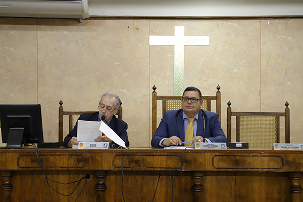 Vereadores cobram melhorias dos serviços das empresas que atuam no município