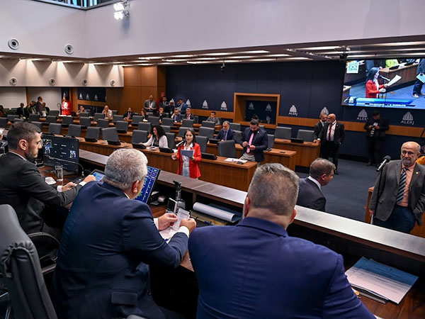 Alerj aprova reestruturação de cargos comissionados e funções gratificadas do TJ-RJ