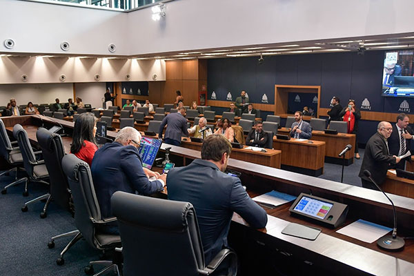 Projeto prevê divulgação de informações de utilidade pública em estádios de futebol