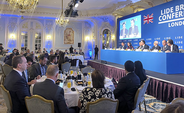 Foto: Banco de Imagens Cláudio Castro encerra missão a Londres participando do último dia da Conferência do Lide