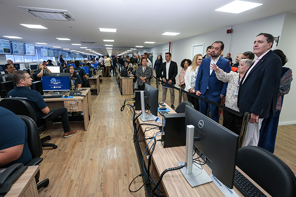 Cláudio Castro inaugura o mais completo Centro de Inteligência em Saúde (CIS) do país
