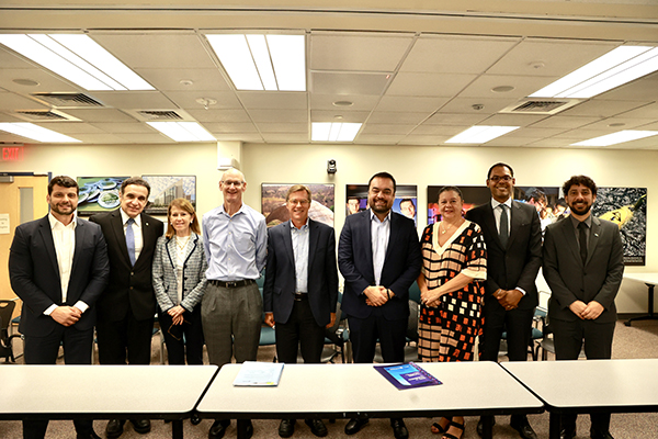 Cláudio Castro se reúne com diretores do Instituto de Tecnologia de Massachusetts