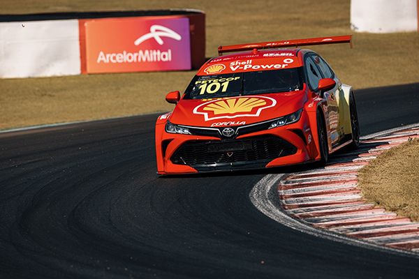 De olho no futuro, Stock Car apresenta o novo carro