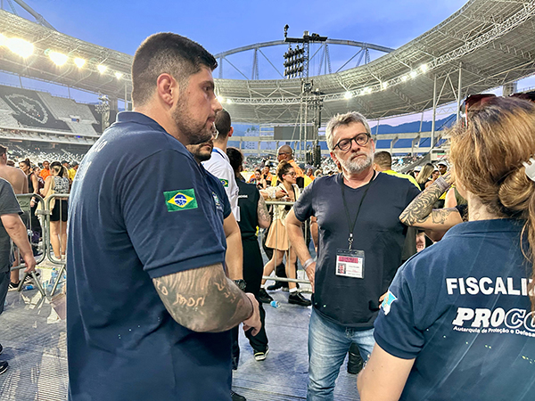 Procon-RJ orienta fãs sobre direitos após adiamento do show da cantora Taylor Swift