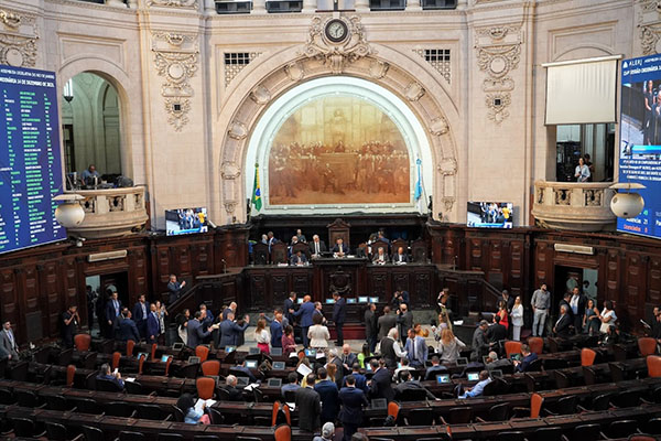 Alerj aprova redação final do Orçamento de 2024