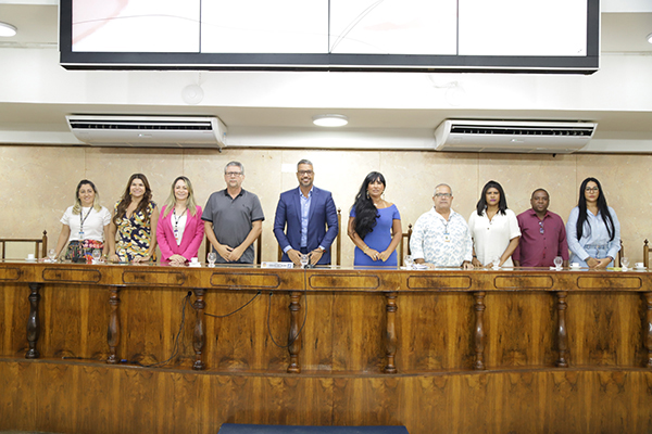 Foto: Banco de Imagens Equipe do Polo da Beleza da Fundec recebe reconhecimento na Câmara de Caxias