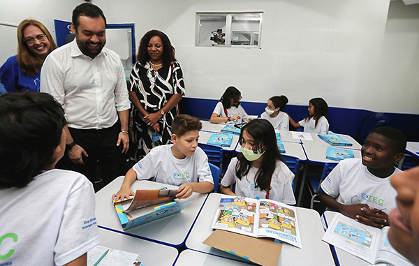 Governo do Estado fecha o ano com 3.400 novos professores em sala de aula