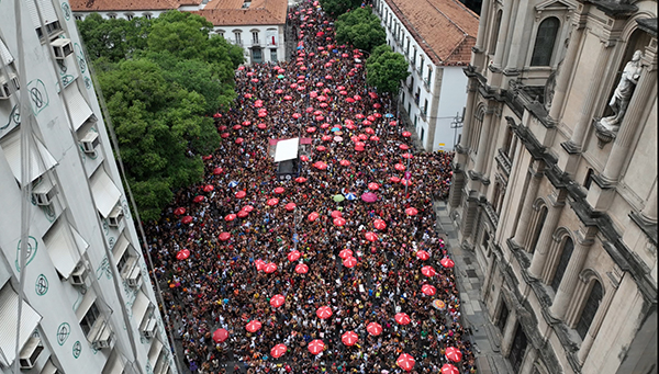Foto: Banco de Imagens SEOP e GM-Rio apreenderam 13 facas e objetos perfurocortantes durante os blocos de rua