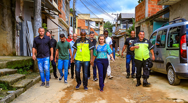 Foto: Banco de Imagens Secretários e primeira-dama vistoriam áreas mais afetadas pelas chuvas em Belford Roxo