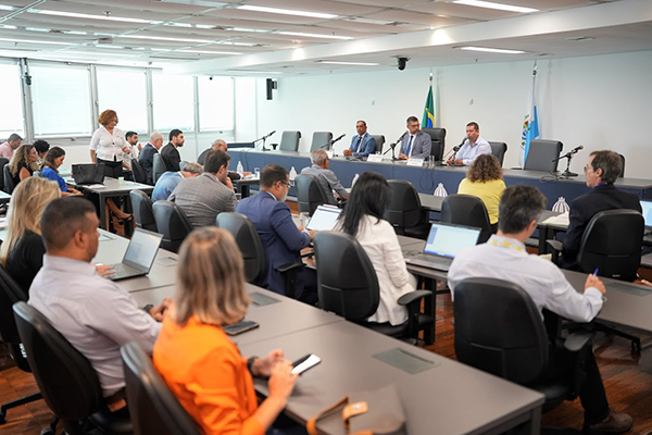 Comissão da Alerj cobra da Cedae e da Águas do Rio melhor qualidade no abastecimento