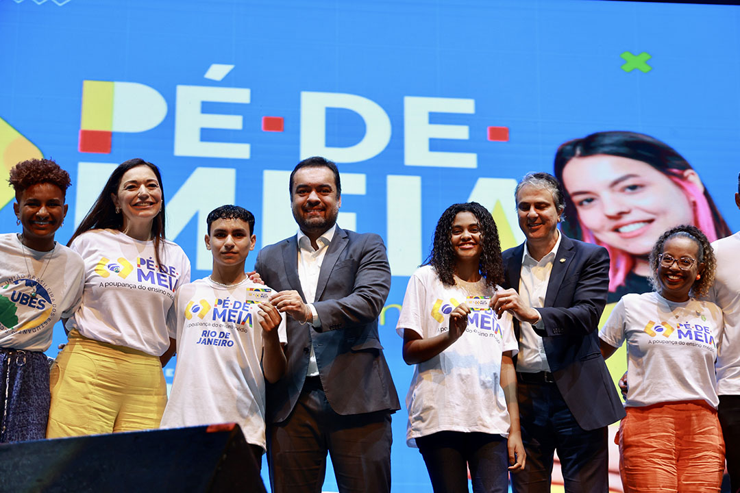 Foto: Banco de Imagens Governo do Estado formaliza adesão ao programa Pé-de-Meia