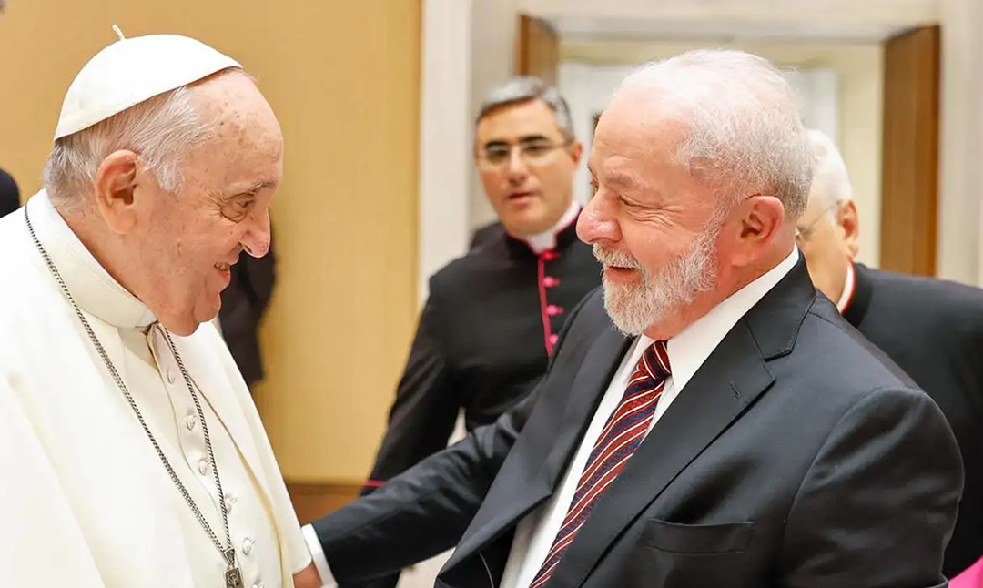 Foto: Ricardo Stuckert/PR Lula decreta luto oficial de sete dias pela morte do Papa Francisco