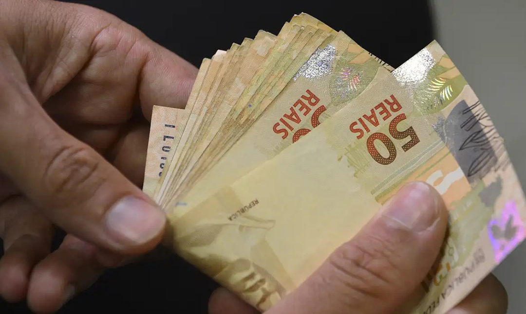 Foto: Marcello Casal Jr./Agência Brasil Copom mantém taxa básica de juros em 15% ao ano