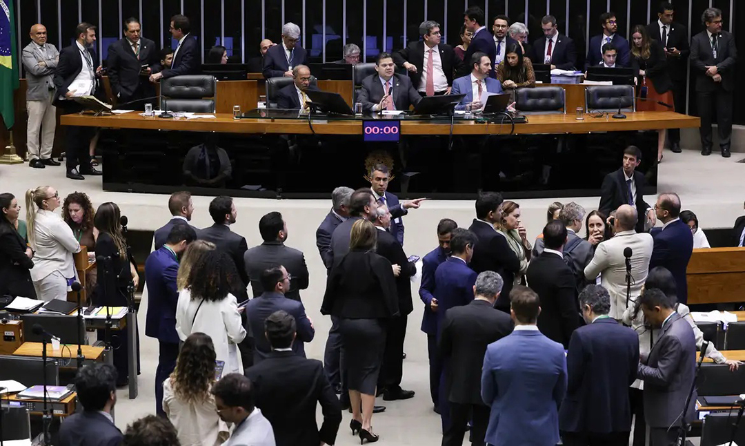 Foto: Lula Marques/Agência Brasil Congresso aprova LDO com superávit de R$ 34 bilhões em 2026