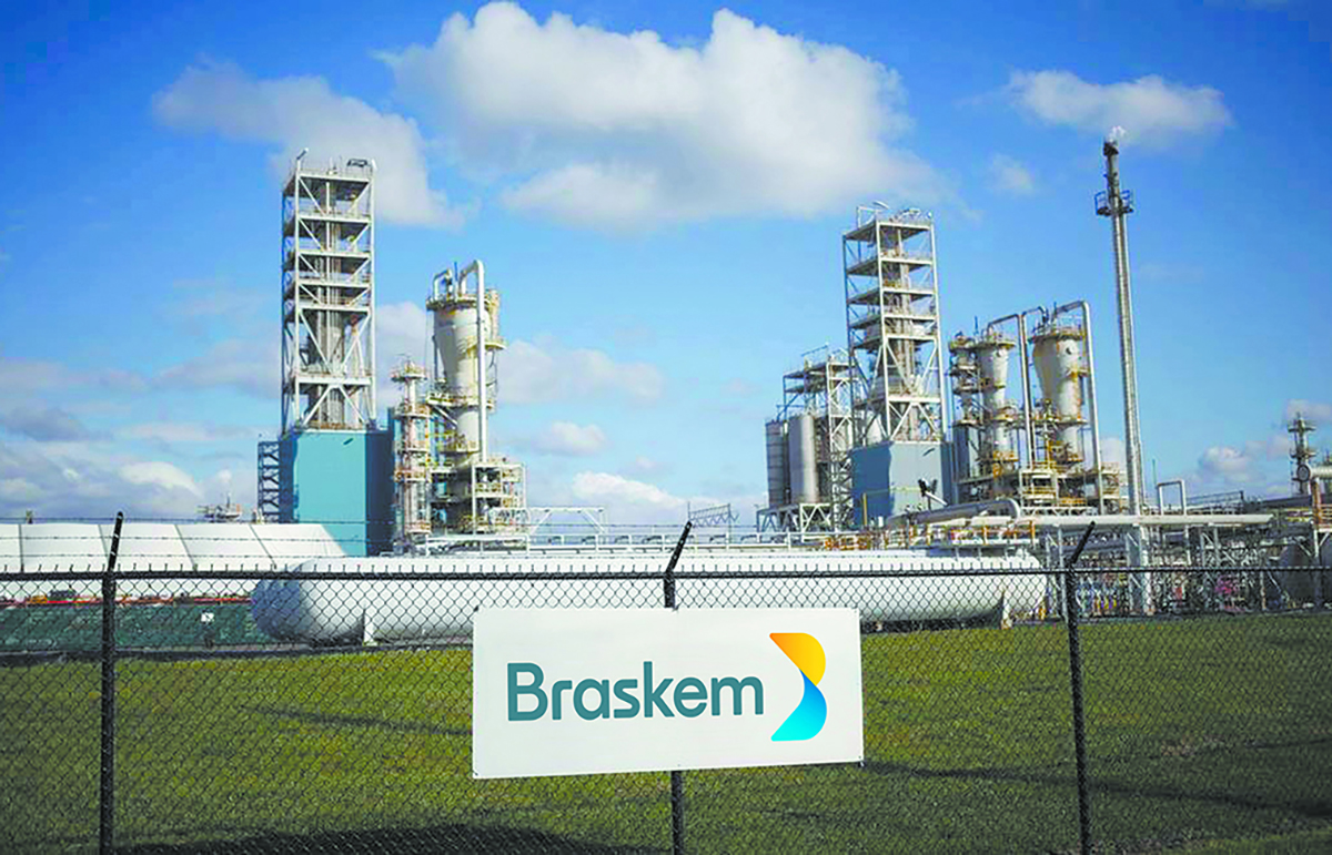 Braskem destina 7,6 toneladas de resina para mobiliar centro educacional