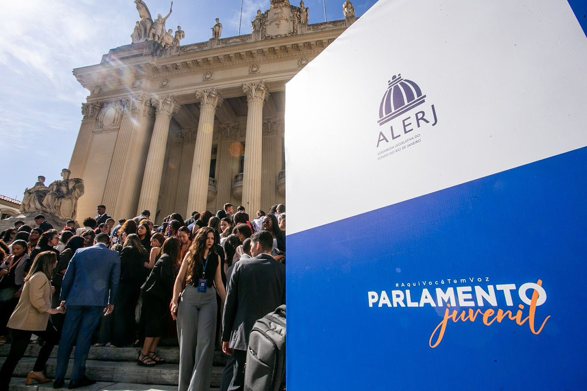 Foto: Divulgação/Alerj Do Parlamento Juvenil para as ruas: como ideias de estudantes viram leis reais no Rio de Janeiro