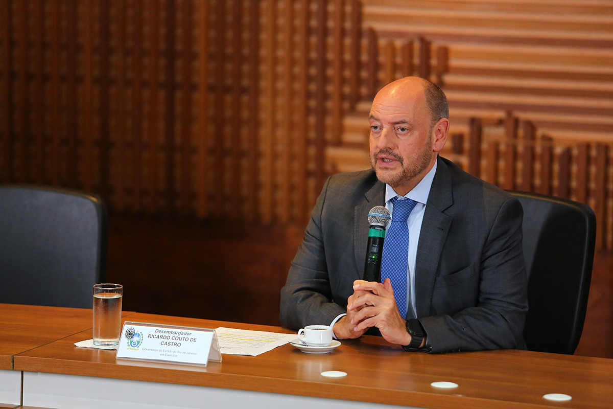 O governador em exercício, desembargador Ricardo Couto, ressaltou a importância da Controladoria para o Rio de Janeiro, agradeceu aos servidores pelo trabalho desenvolvido e destacou as mudanças que estão sendo implementadas pela atual gestão para o fortalecimento do Estado. Foto: Philippe Lima/GOVRJ Jornal Capital