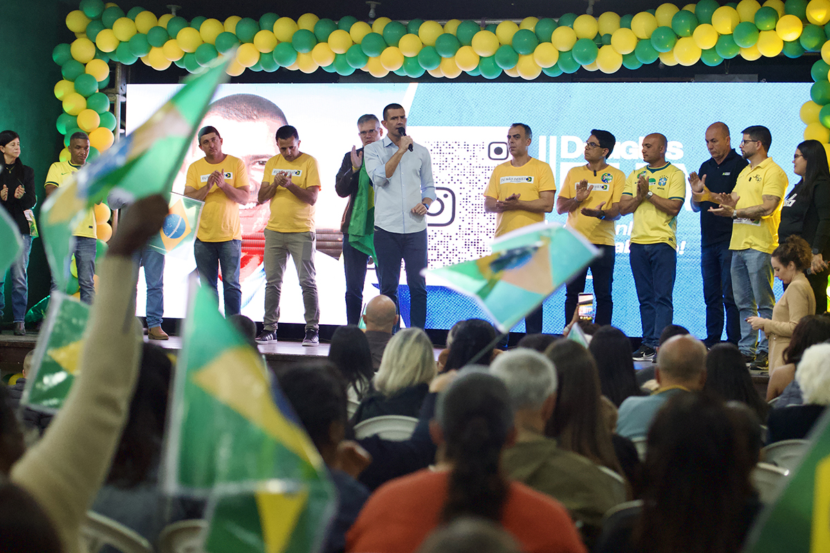 Douglas Ruas apresenta propostas no Sul Fluminense para combater o crime organizado e retomar territórios